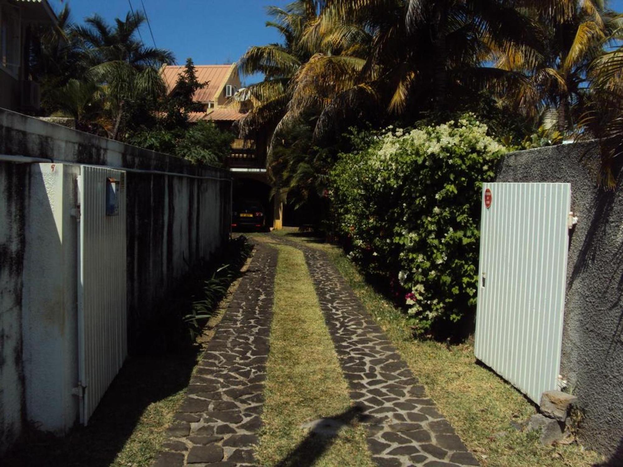 Charming Bungalow In Blue Bay With Terraceヴィラ エクステリア 写真